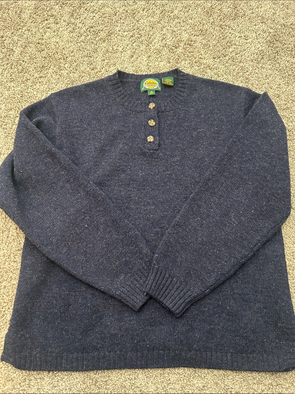 Womenβs vintage M Cabela's 100% Wool Henley Button Sweater